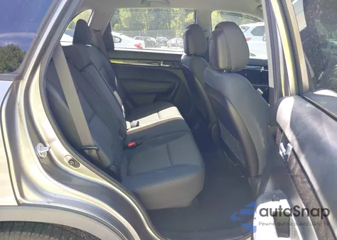 2013 Kia Sorento Lx из США, поврежденный, VIN 5XYKT3A65DG385530